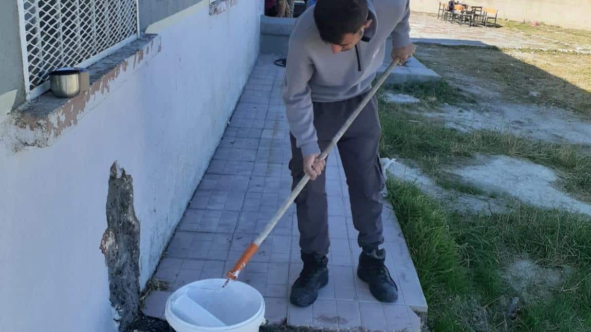 Okulumuzun Genel Bakım  İşleri Yapıldı...